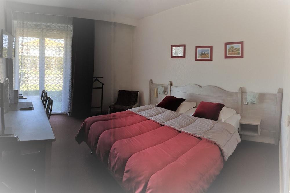 Hôtel les Jardins du Forez