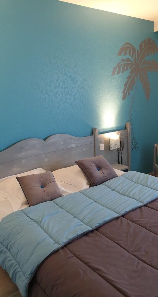 Hôtel les Jardins du Forez