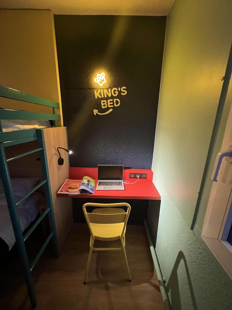 Premiere Classe Lyon Nord - Dardilly