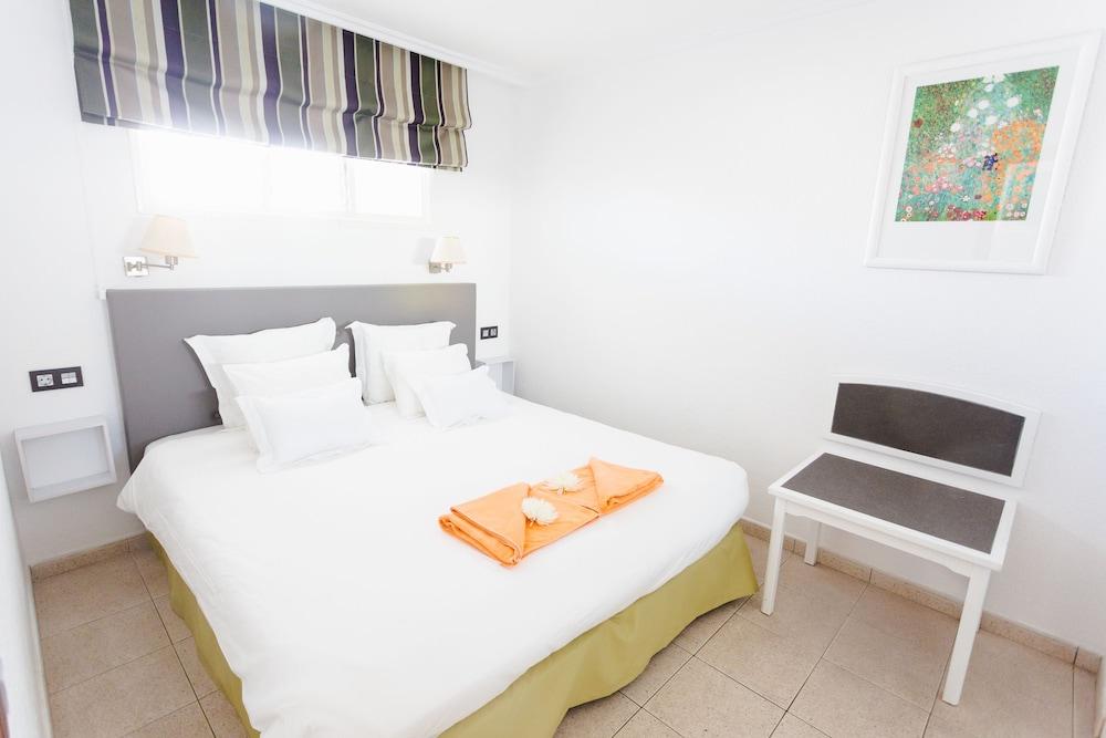 Atlantic Sun Beach - Gay Men Only