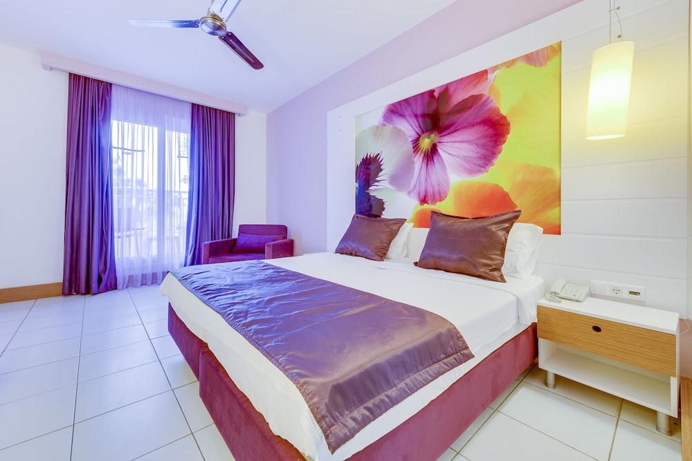 Armonia Holiday Village & Spa