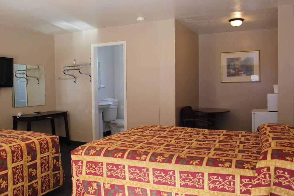 Lava Spa Motel & RV Park