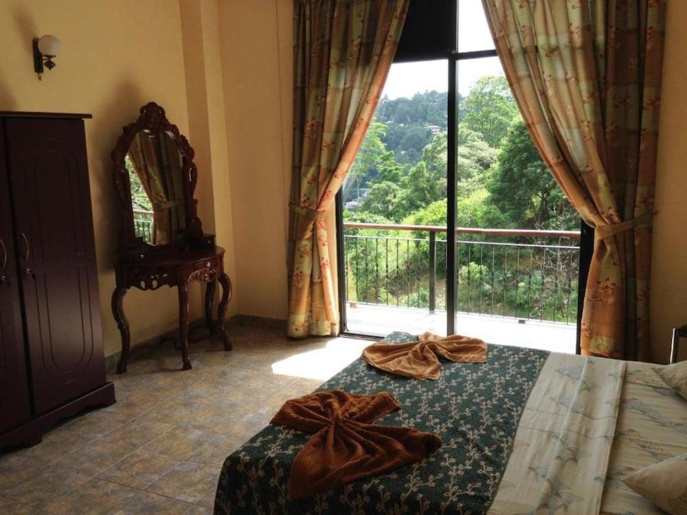 Kandy View Hotel