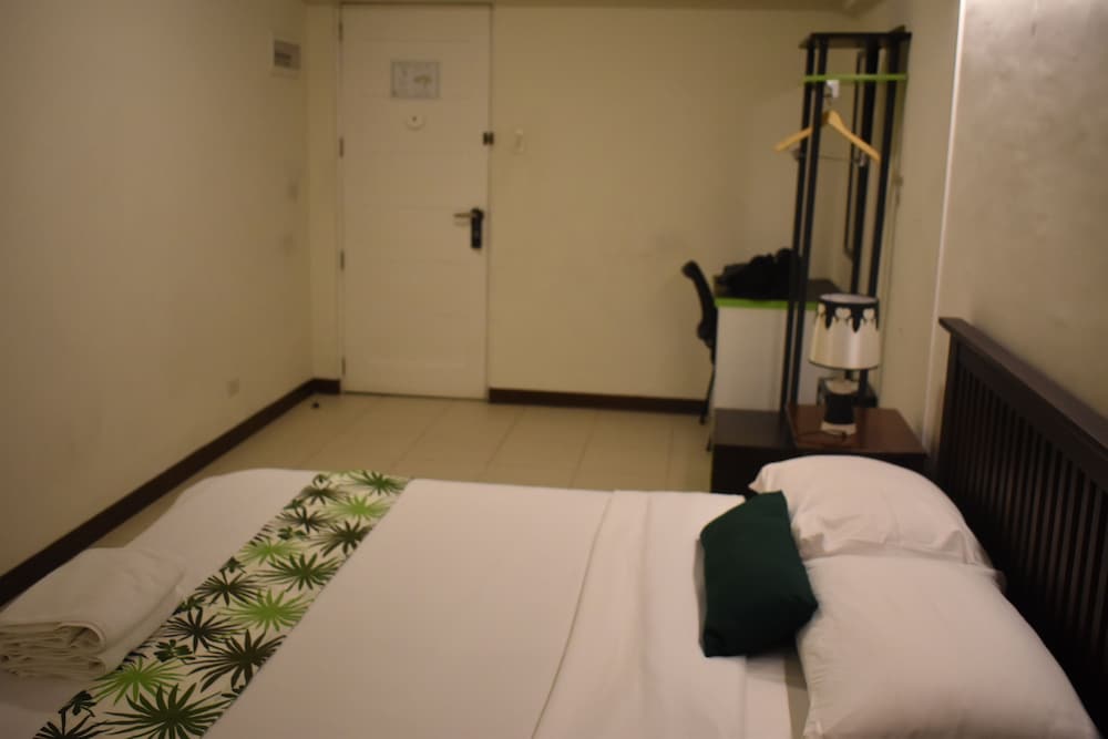 H Hotels - Metro North Uno