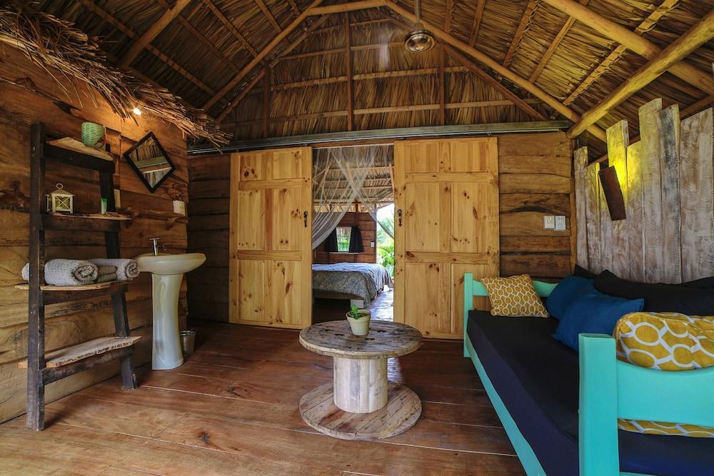 Flor y Bambu Hotel Glamping