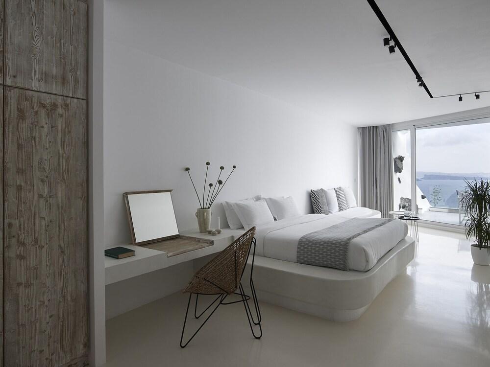 Mythique Villas & Suites