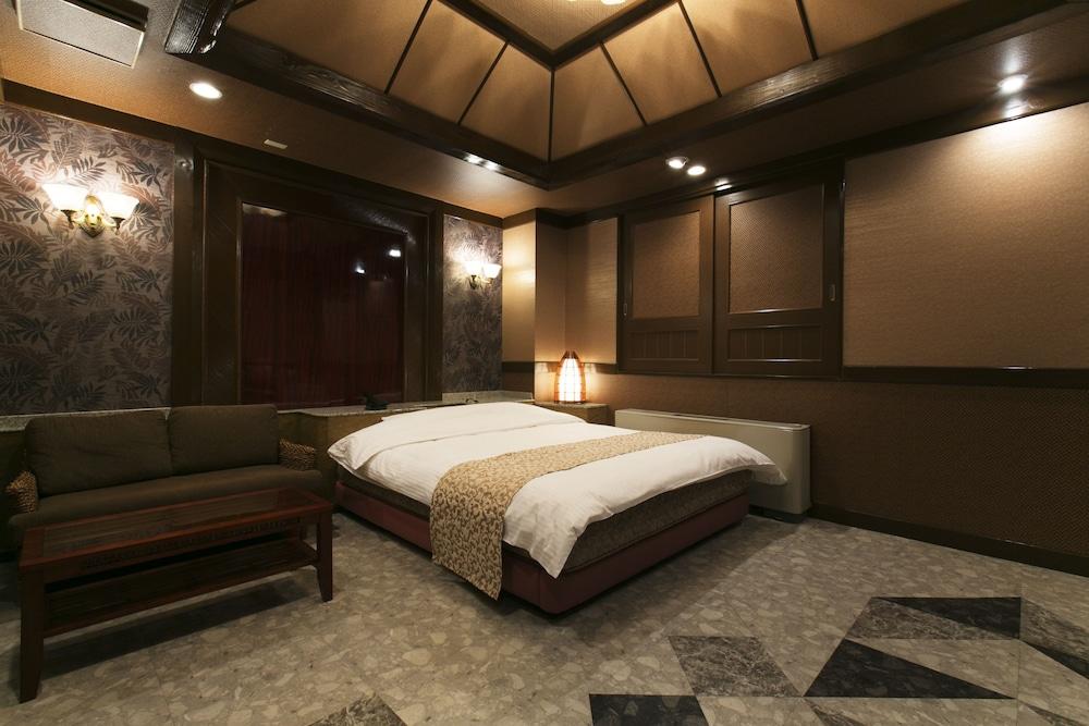 Hotel Atlantis Toyonaka - Adults Only