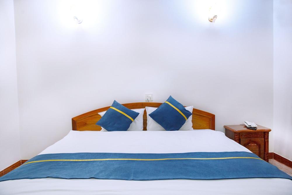 Mittaphap Hotel Luangprabang