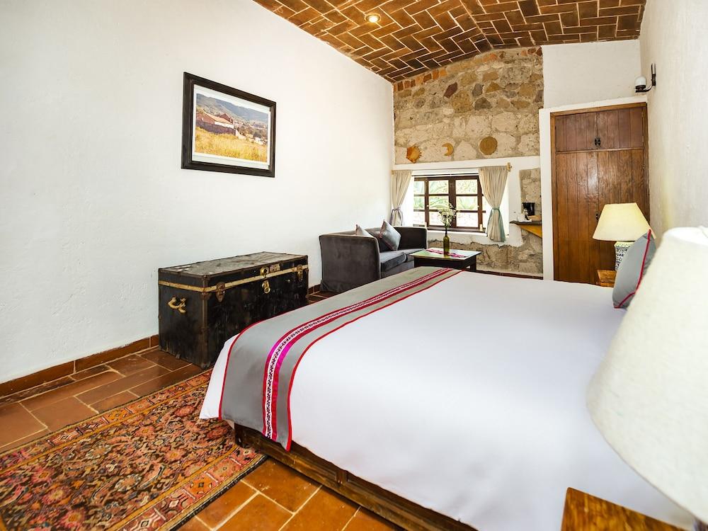 Xani Mui Hotel Boutique