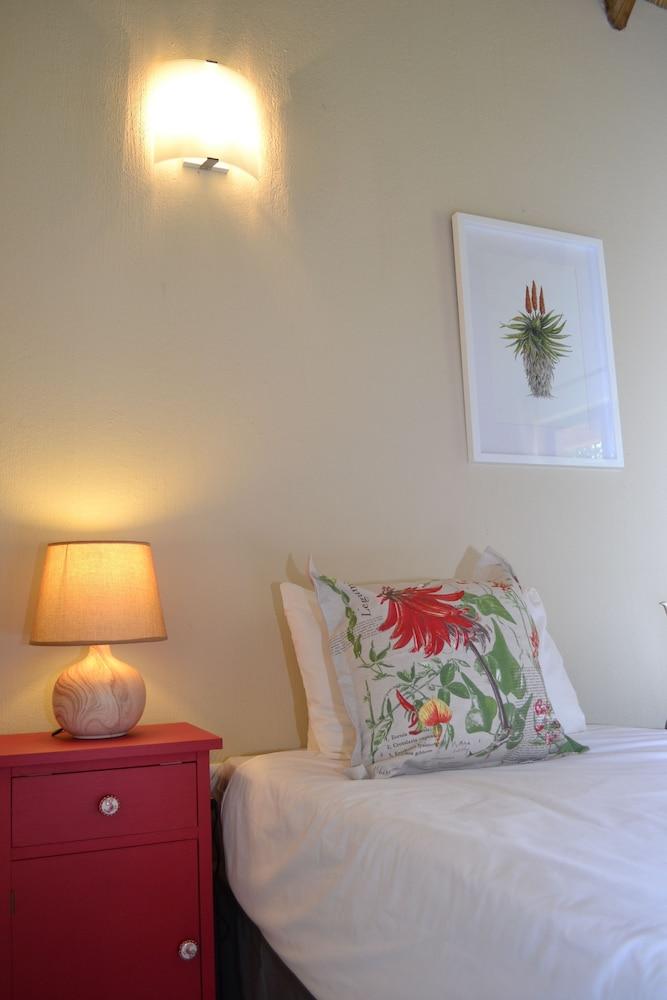 Raptors Wildlife Escapes