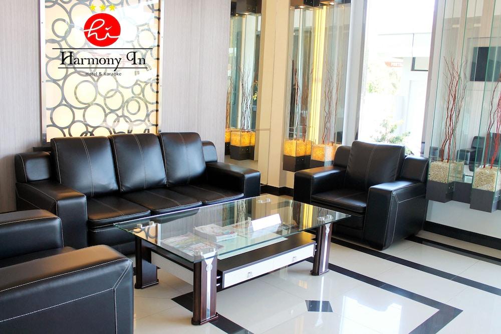 Hotel Harmony In Pontianak