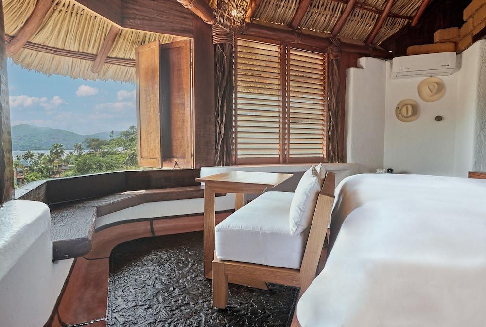 La Villa Luz Adults Only