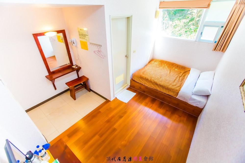 Dindai Cherry Blossom Resort