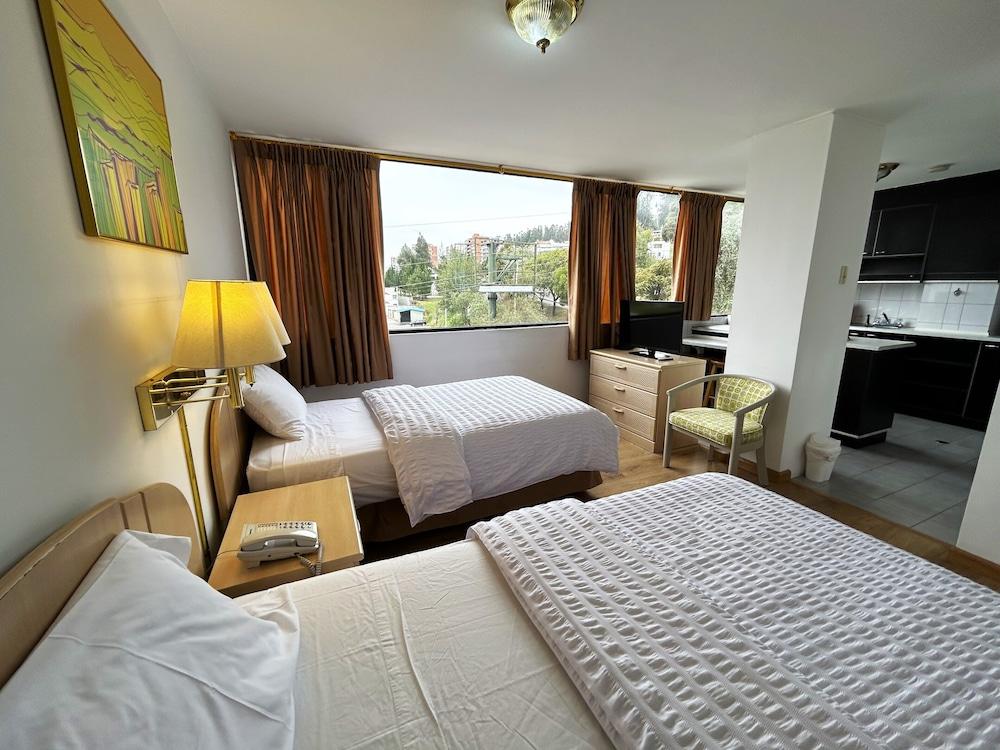 Stanford Suites Hotel