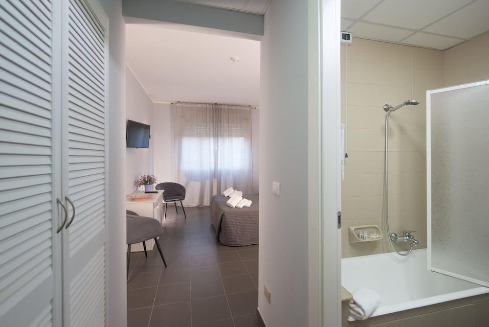 Hotel President Sea Palace