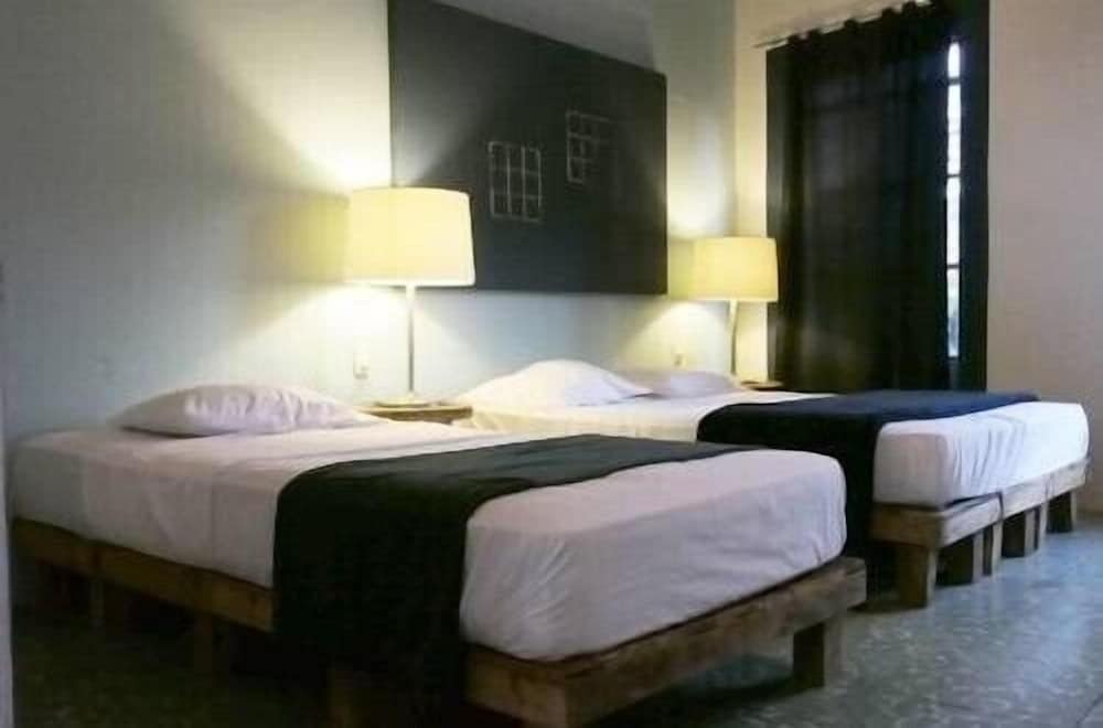 Blue Bicycle House - Hostel