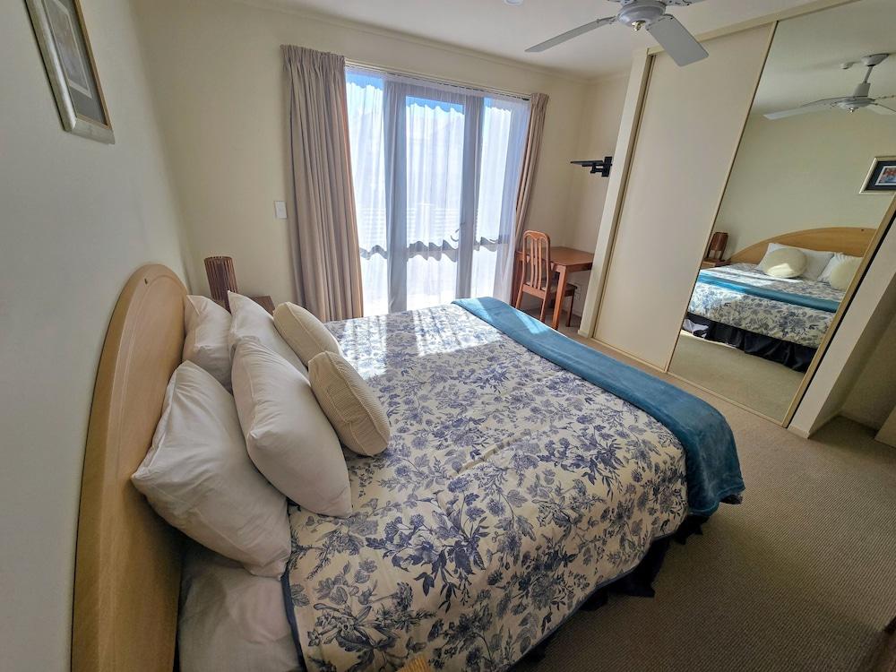 Beachpoint Apartments