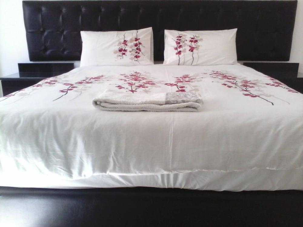 The Place Apartments