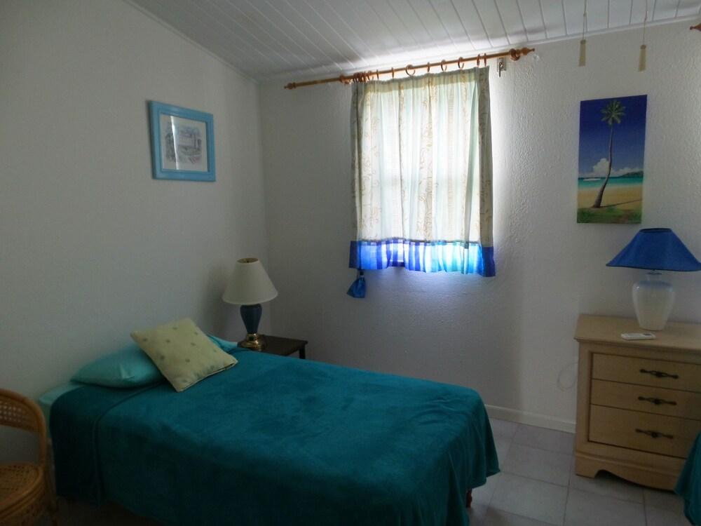 Villa 244C Jolly Harbour