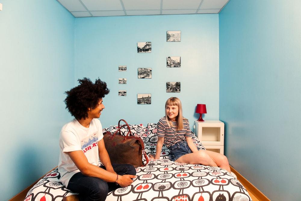 Cats Chill Out Hostel Madrid