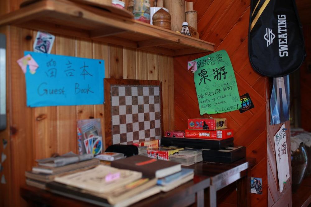 Dragon's Den Hostel in Longji Rice Terraces