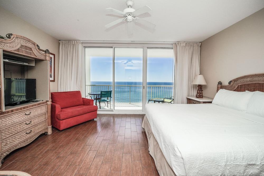 Majestic Beach Resort by Panhandle Getaways