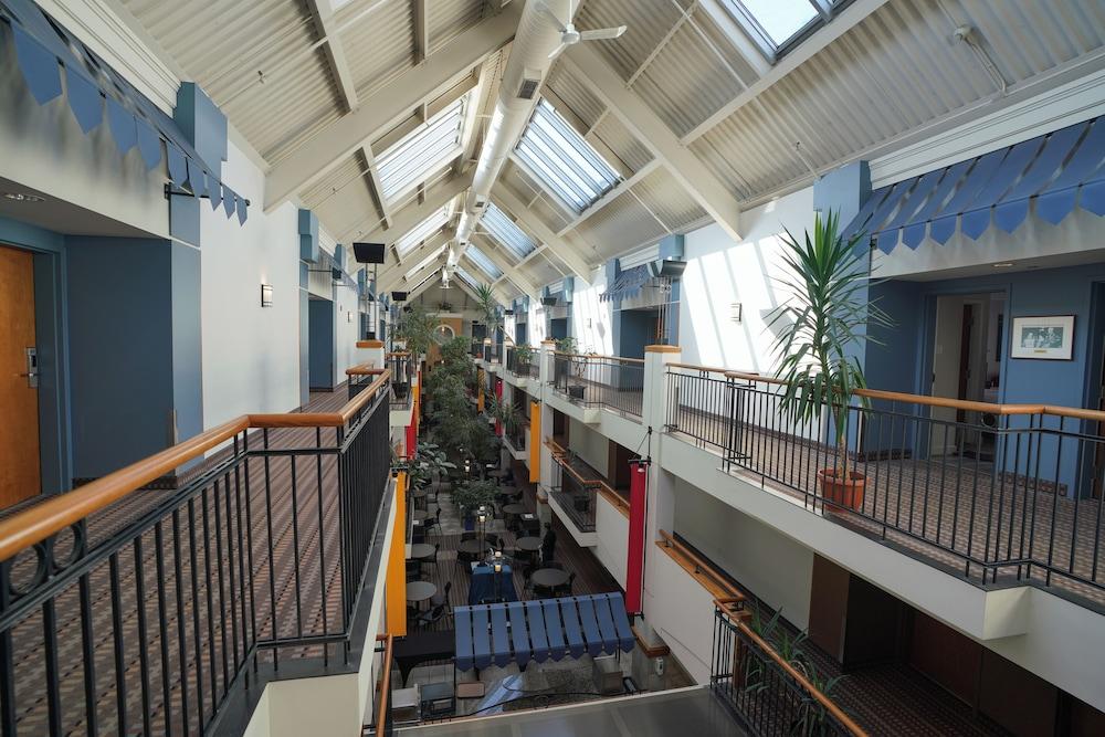 Hôtel Lindbergh par JARO