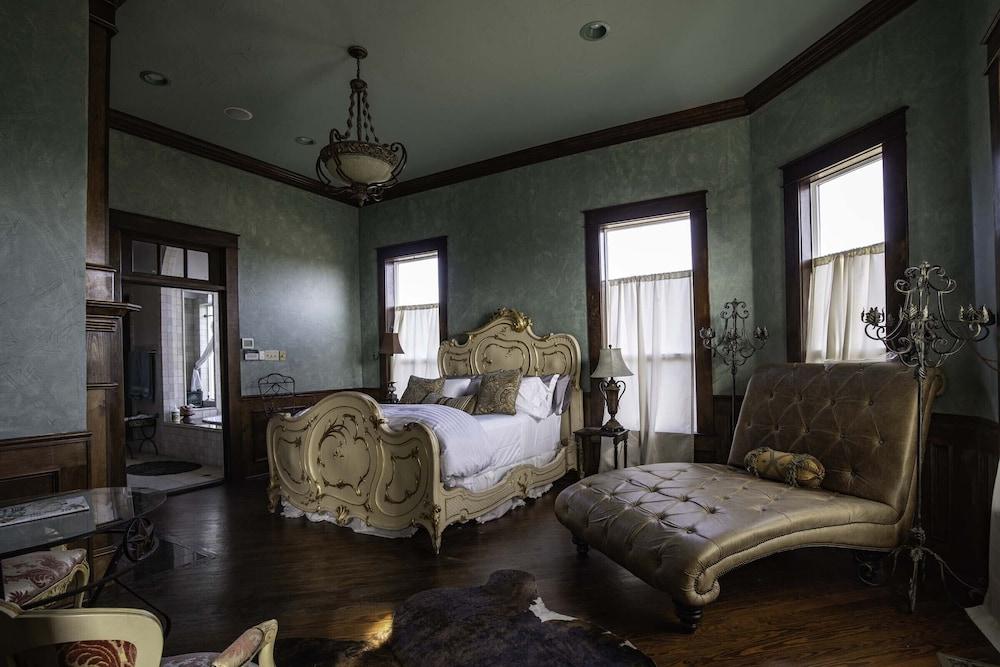 Tara Vineyard and Winery