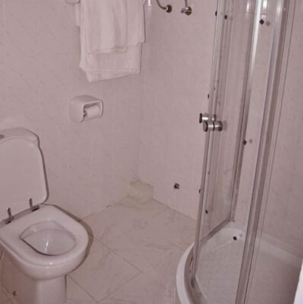 Cliff Edge Hotel - Lalibela