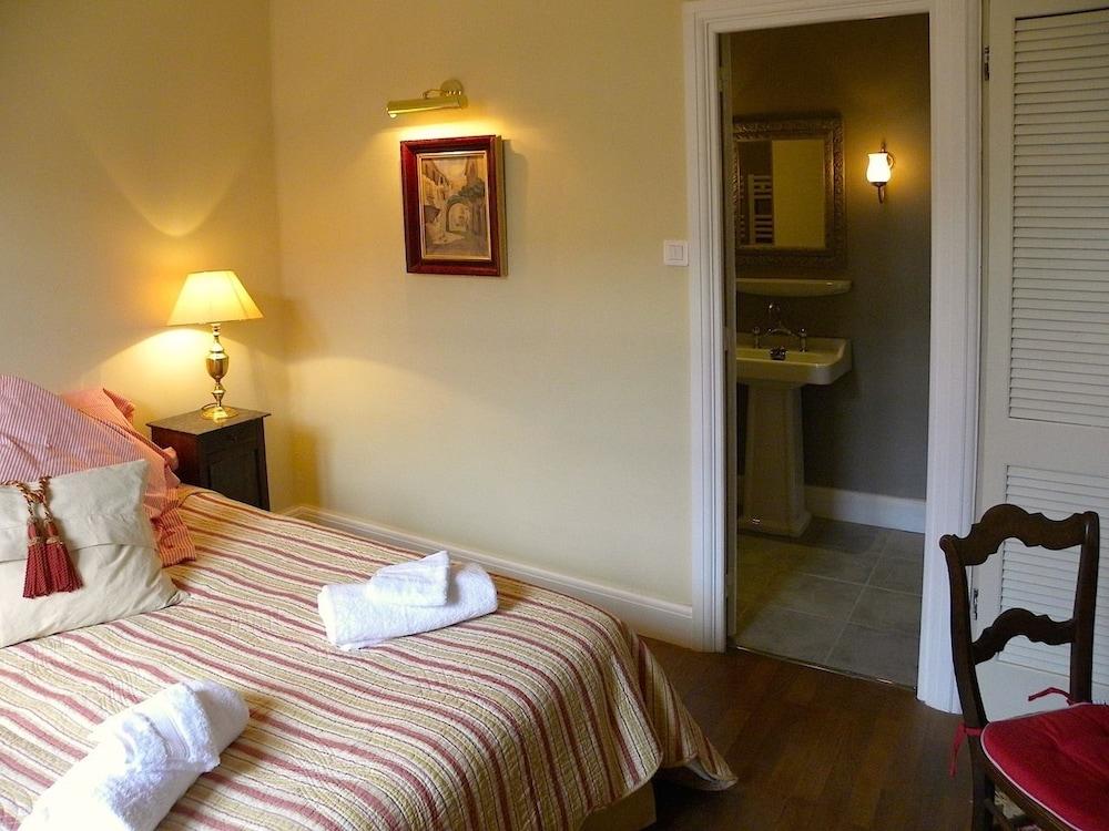 Le Logis Bed and Breakfast