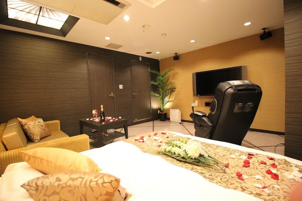 Hotel Shizku - Adults Only