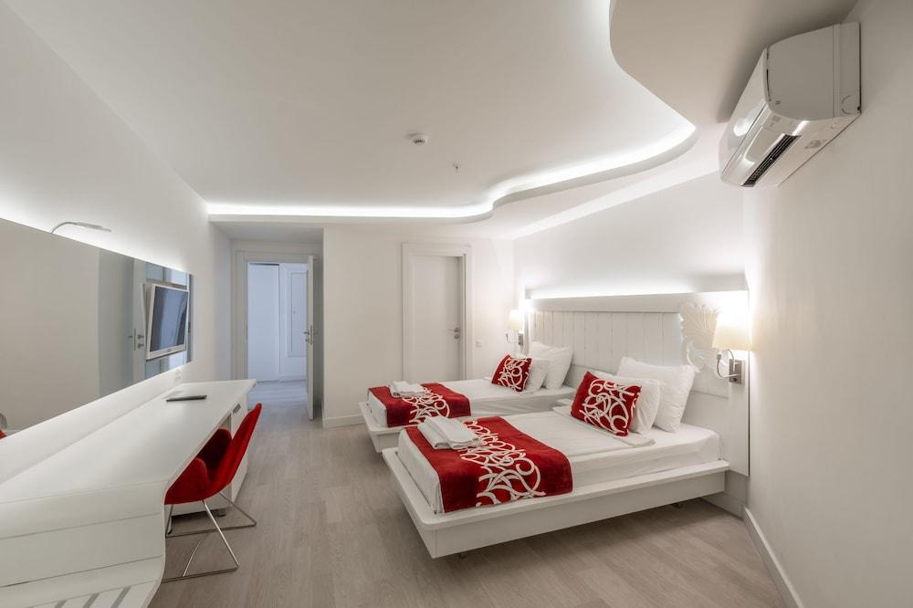 Laguna Beach Alya Resort & SPA - All Inclusive