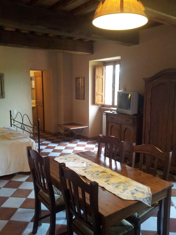 Il Moro Country House