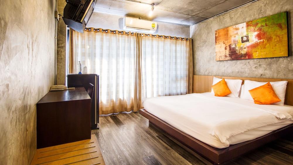 B2 Mahidol Boutique & Budget Hotel