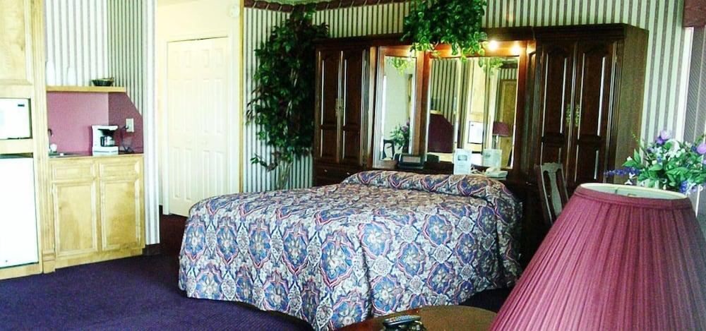 Winnie Inn Suites & RV Park