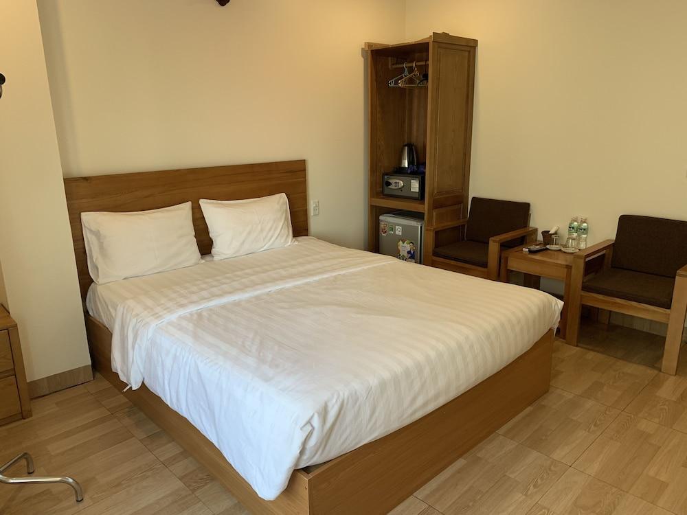 Dragon Airport Hotel