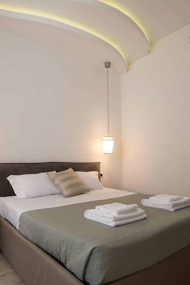 Maison Maneli Luxury B&B