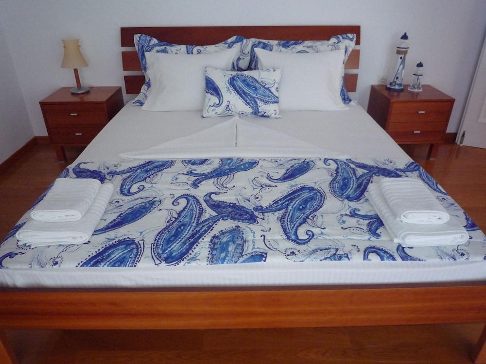 Saronikos Residences