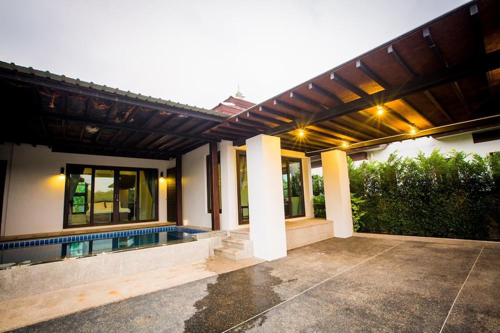 Buabaan Villa