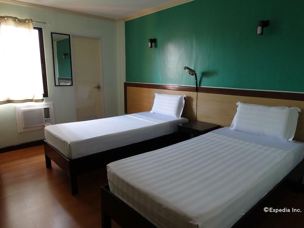 RueMango Apartelle and Suites