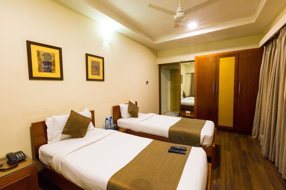 Mint Domestic Airport Suites