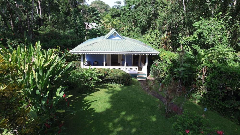 Playa Negra Guesthouse