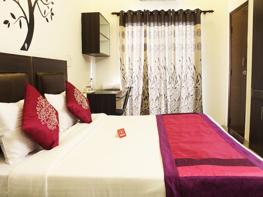 OYO 2384 Hotel Epic Inn