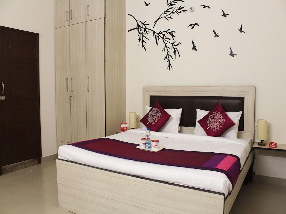 OYO 2384 Hotel Epic Inn