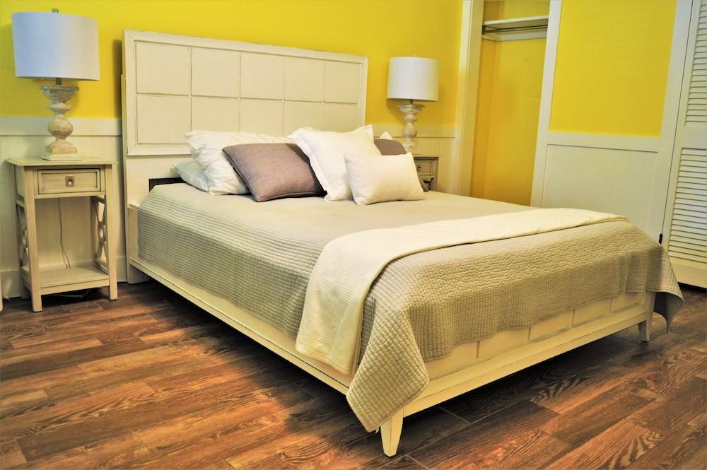 Meris Gardens Bethany