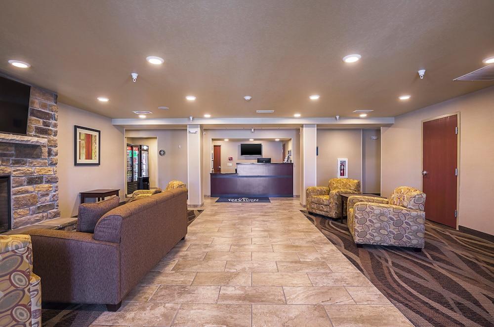 Cobblestone Inn & Suites - Altamont