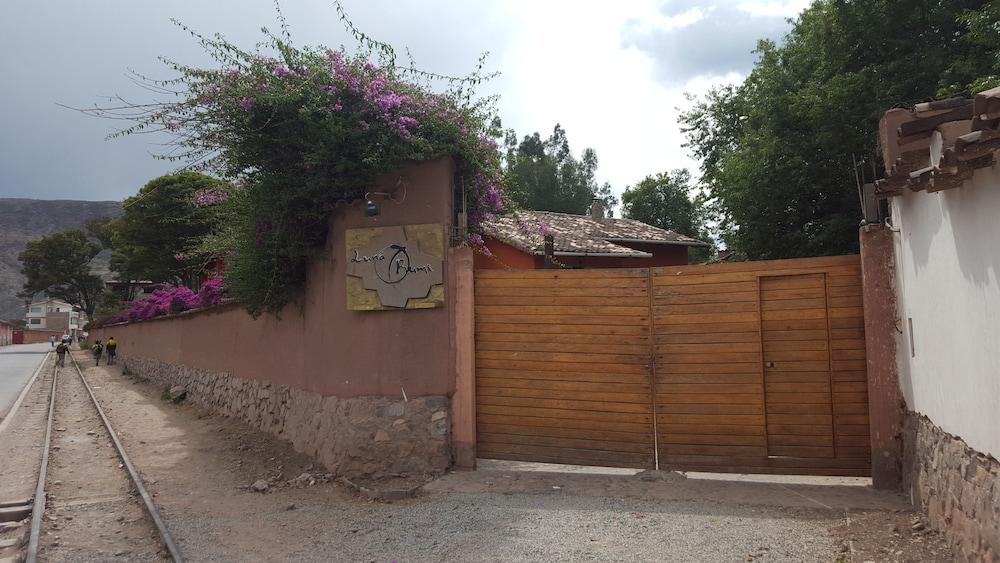 Flying Dog Hostels Urubamba