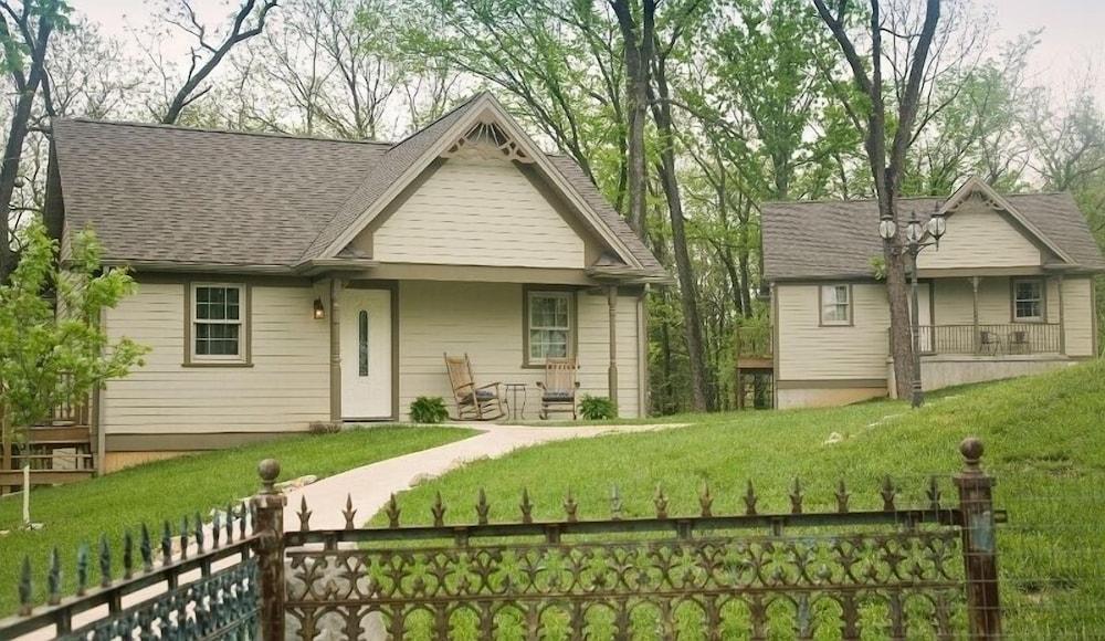 Garth Woodside Mansion B&B