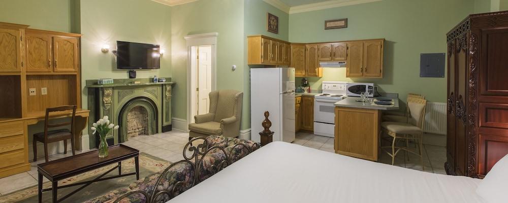 Chipman Hill Suites - Yeats House