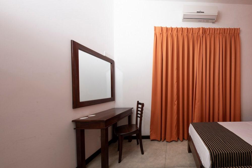 Melheim Kandy Villas